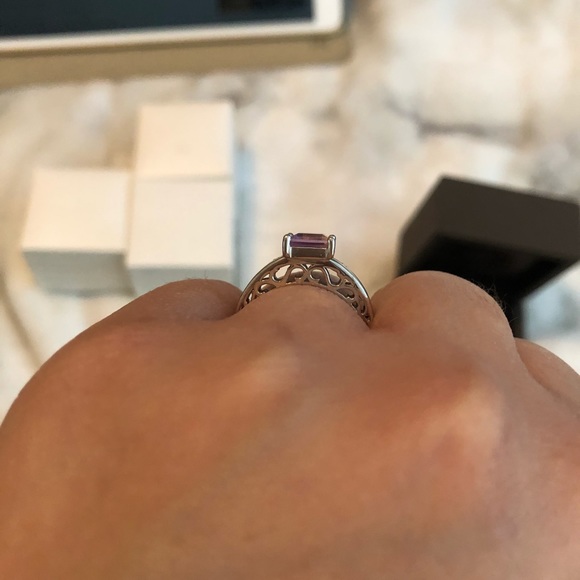 Amethyst silver ring - Picture 2 of 5